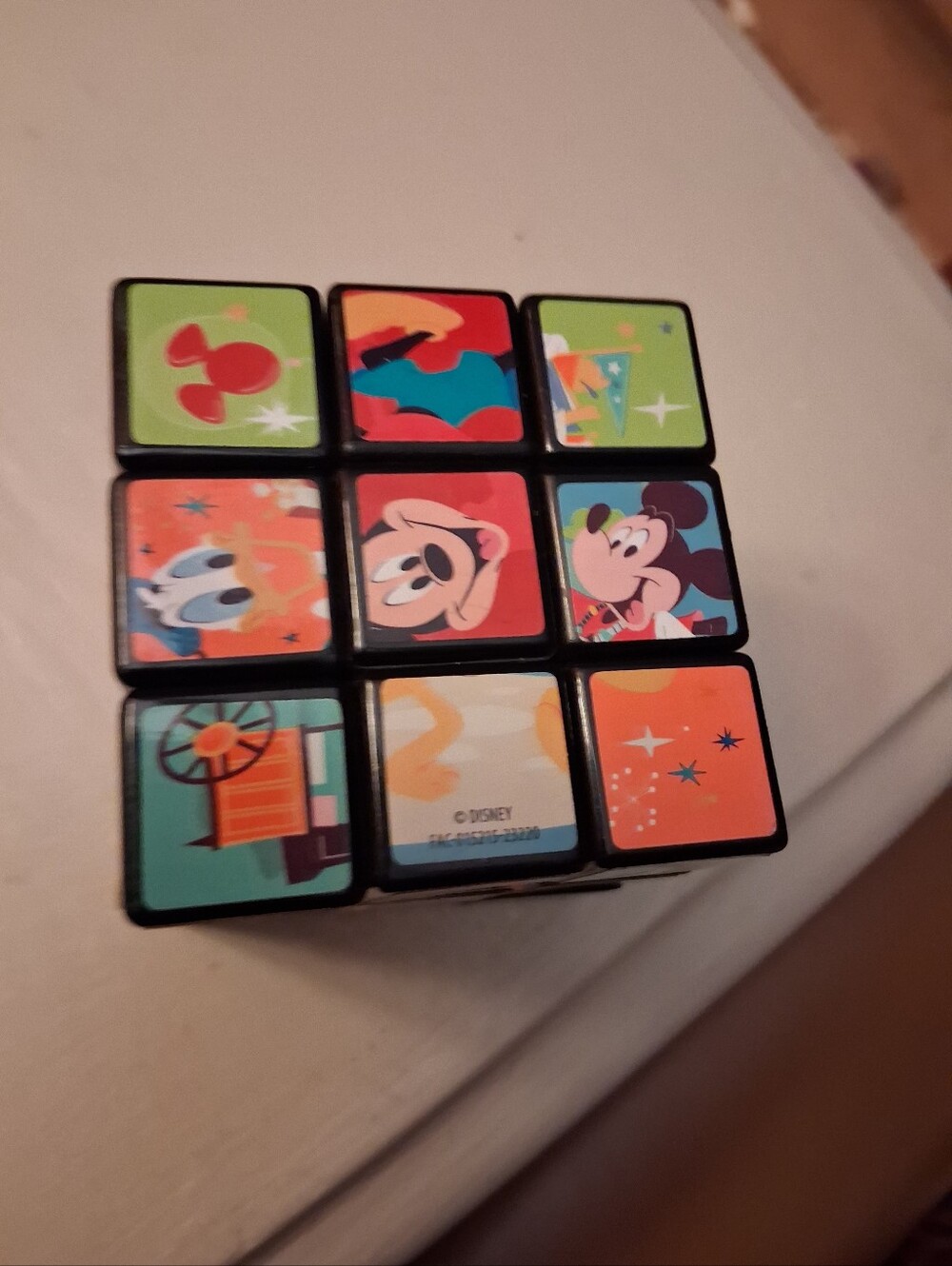 DISNEY THEME RUBIK'S CUBE PUZZLE